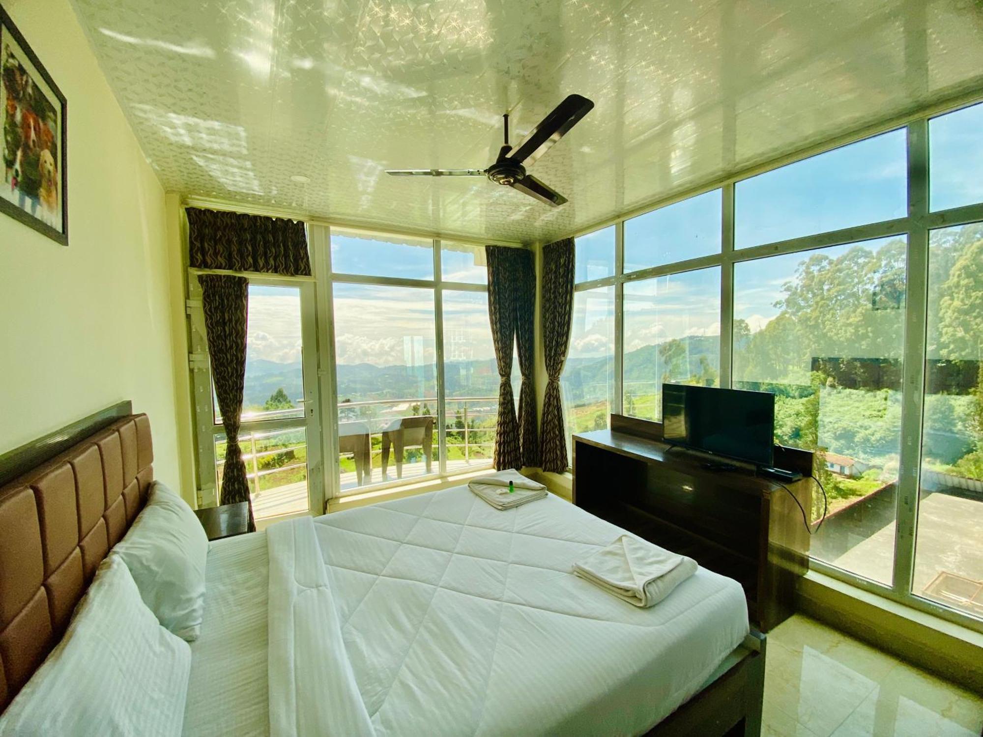 Tulips Village Resorts 우티 외부 사진